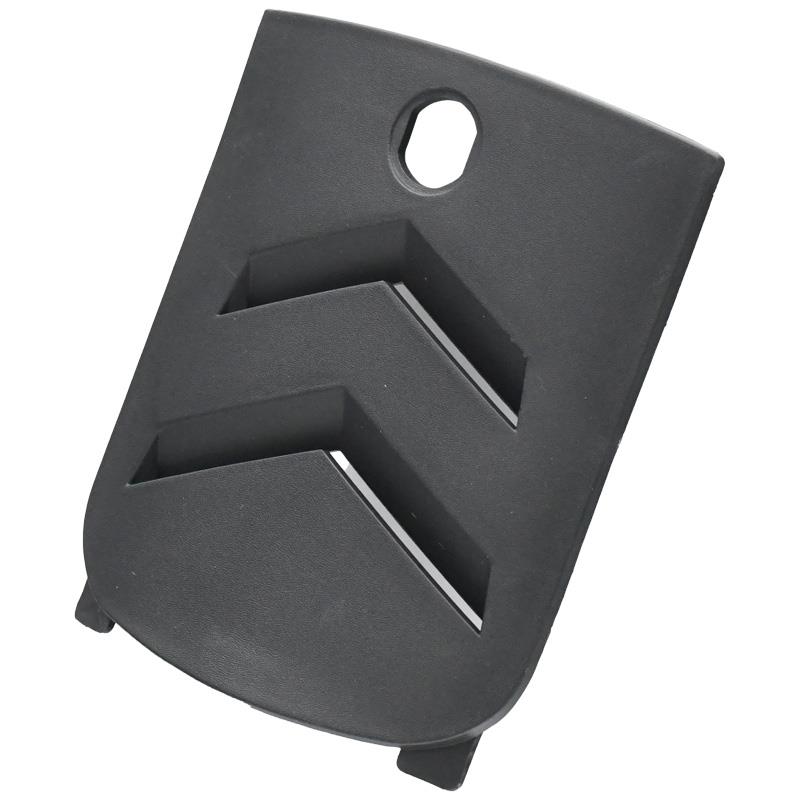 PLASTIKA POKROV MED NOGAMI RAPTOR