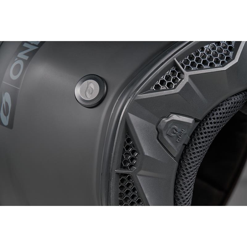 ČELADA ONEAL SIERRA RS ECHO - ČRNA / SIVA